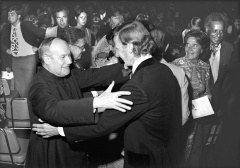 2 abrazo1